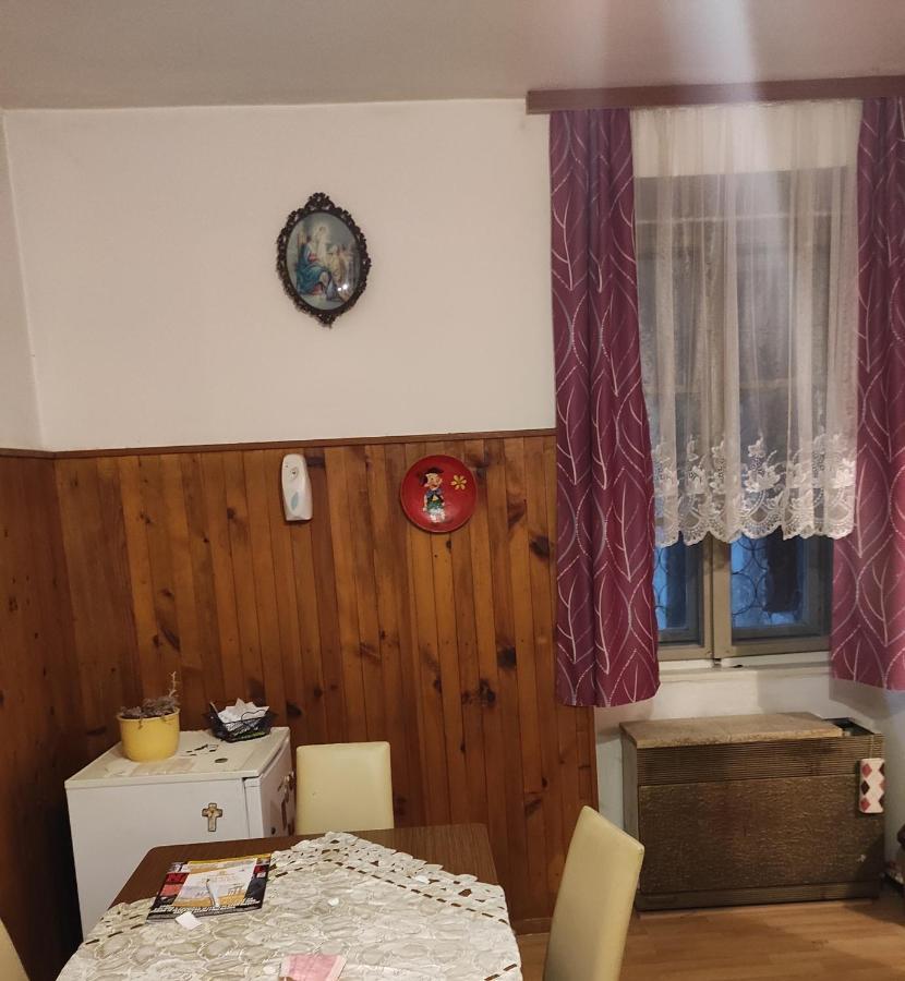 Dvosobni Stan U Centru Zagreba Apartamento Exterior foto